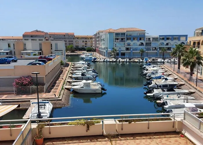 studio quartier plages vue marina